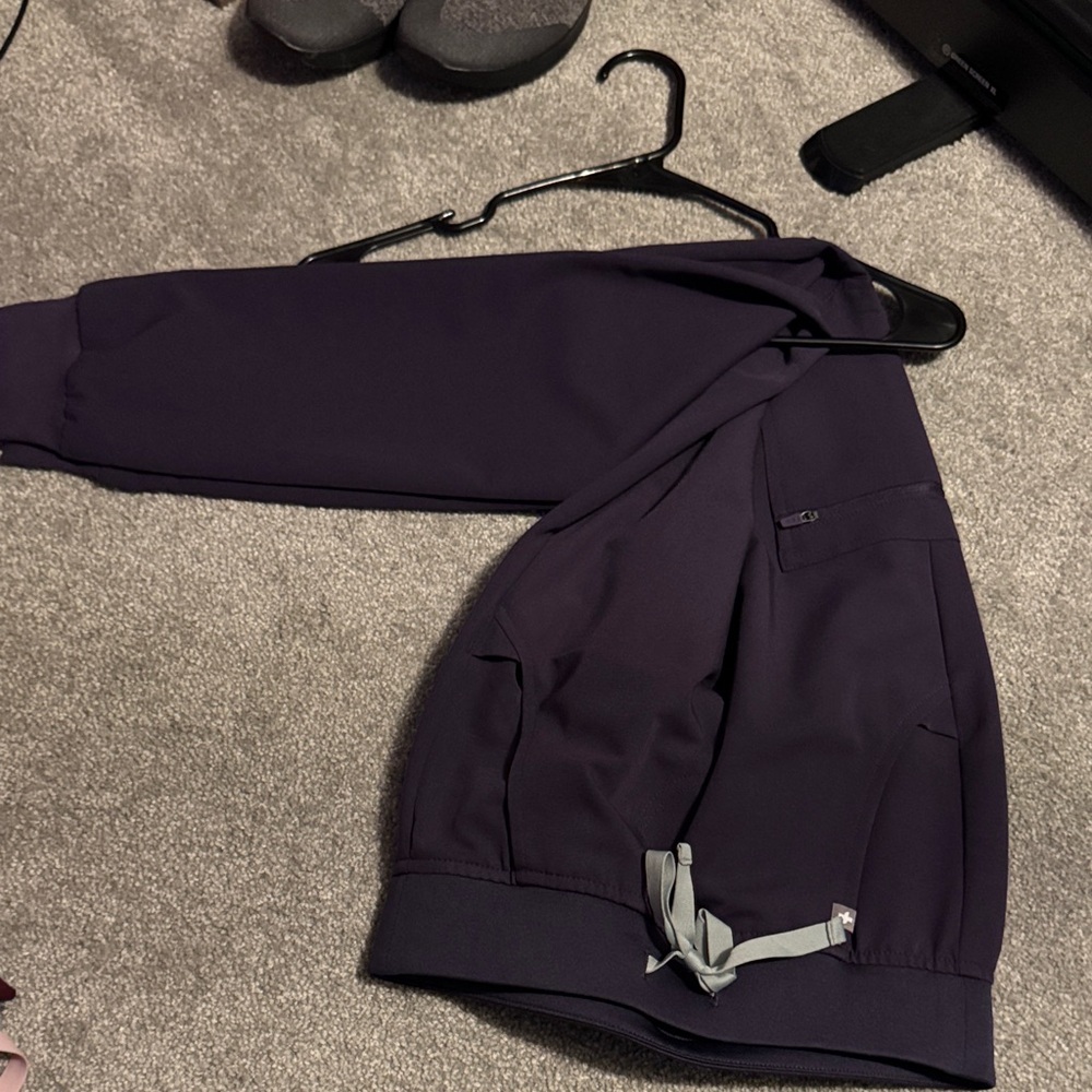 Purple Figs Scrub Pants, never worn or washed - Picture 2 of 6